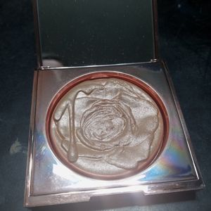 Smashbox Vlada highlight